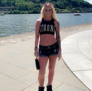 Meet your Posher, Teri